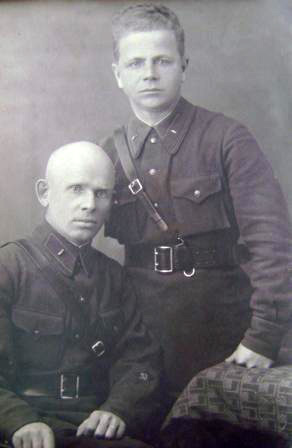 Кузнецов Н.И. (справа). 1940 г.